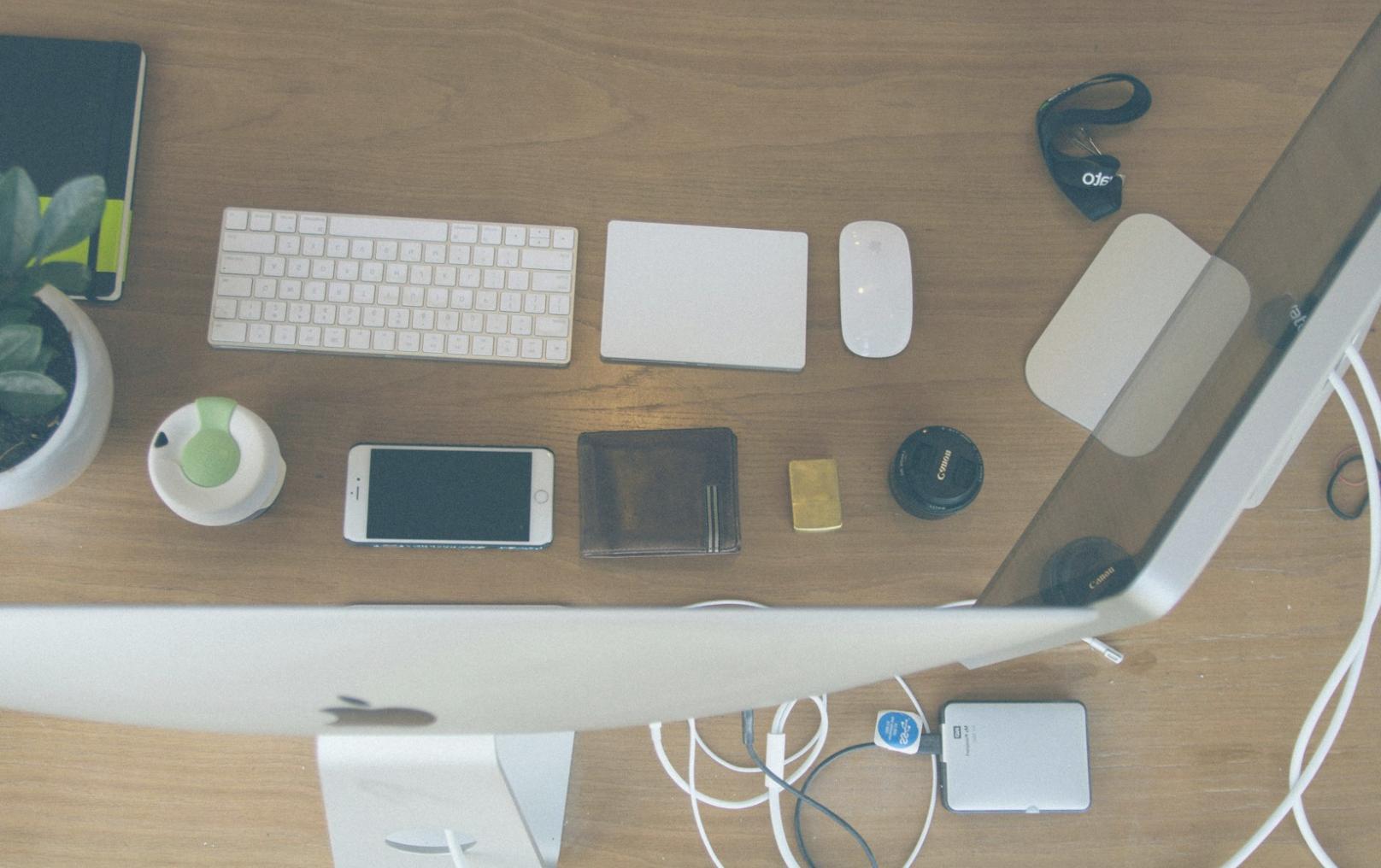 Espacio de trabajo colaborativo con documentos financieros